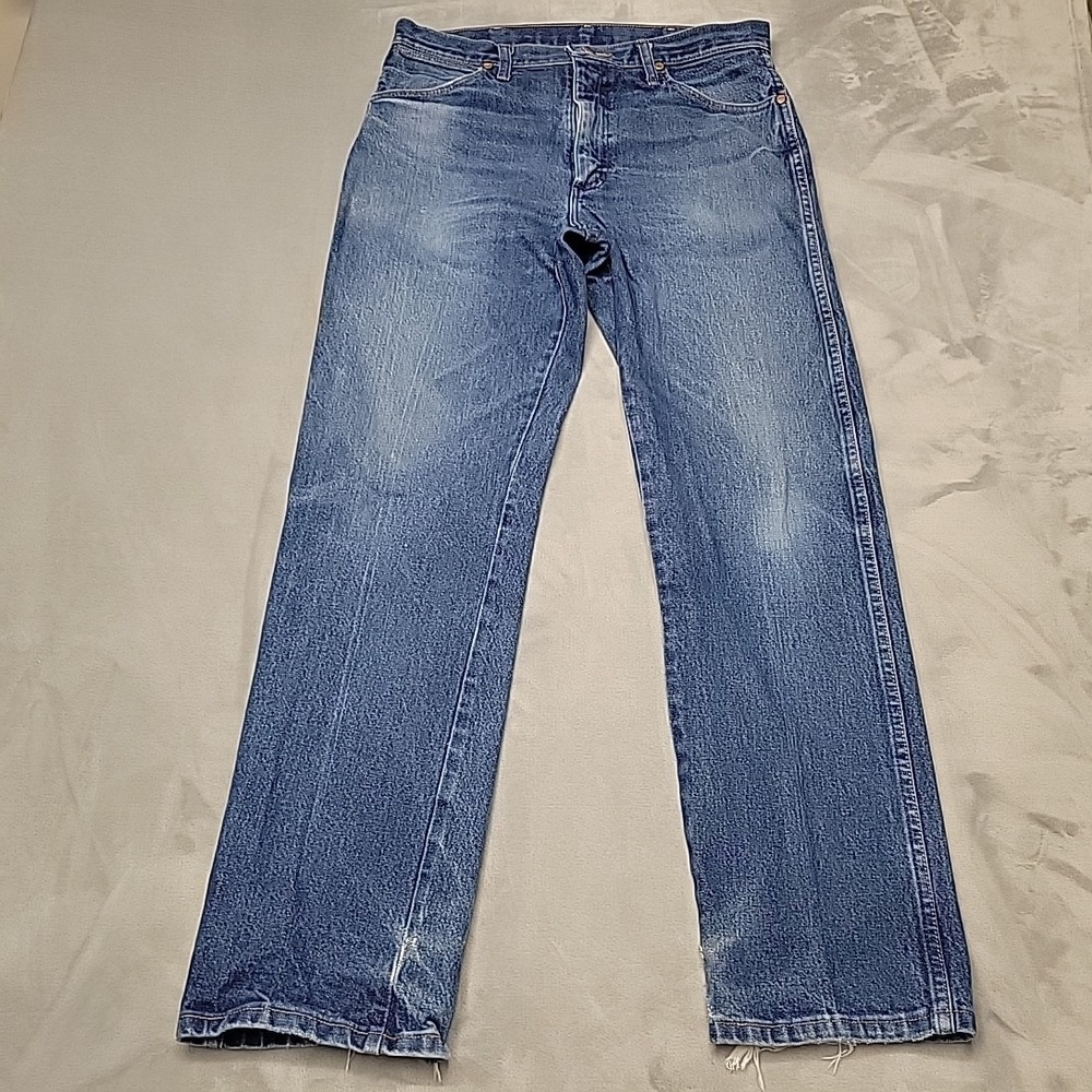 Wrangler Jeans Men 34x31‎ Faded Whiskered Blue 13MWZ Cowboy Cut Western Workwear